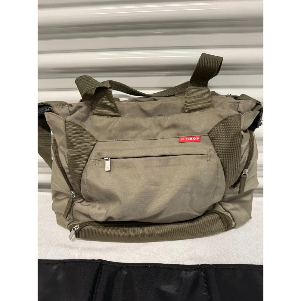 Skip Hop Duo Signature Diaper Bag Olive Green Tote with Changing Pad